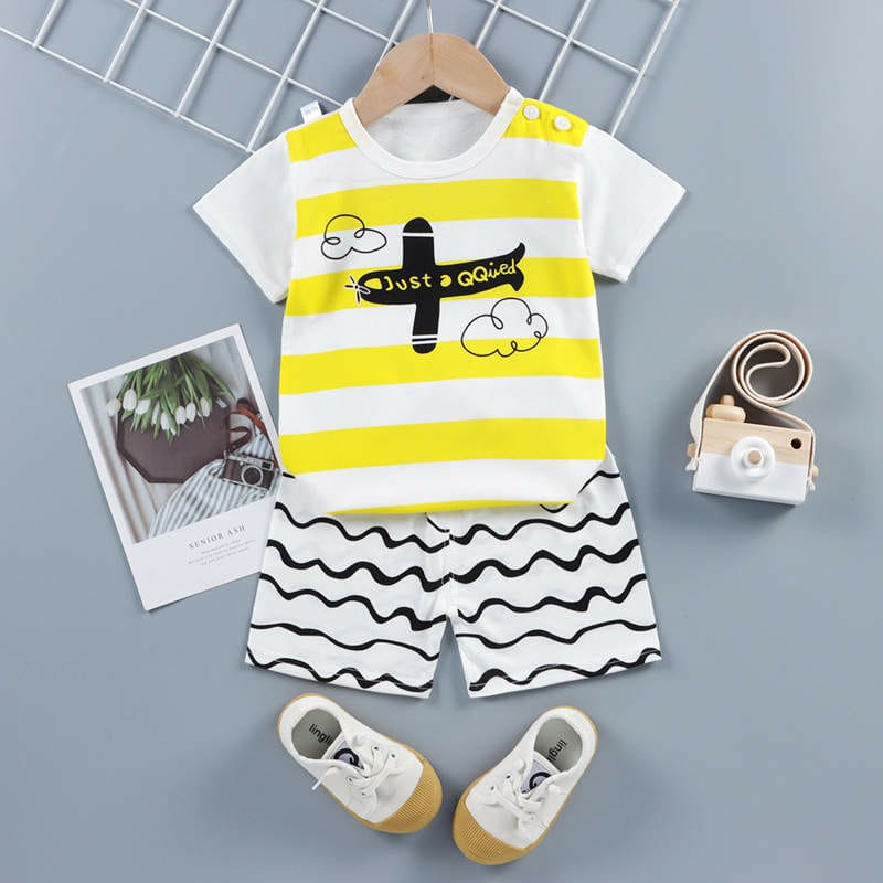 Yellow & White Jet Printed Short Sleeve Kids Wear